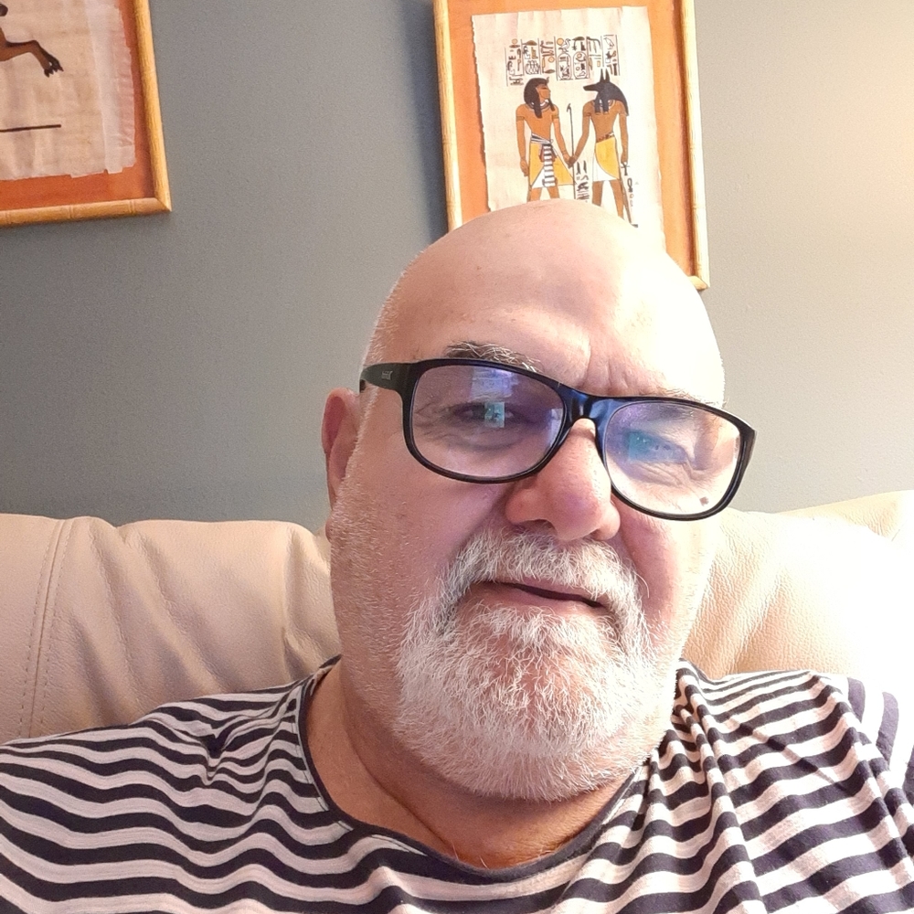 Meet your Posher, Eddy
